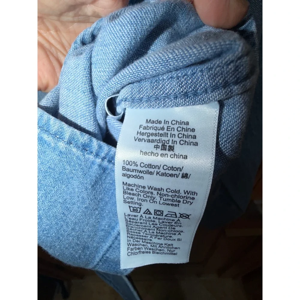 J.Crew Denim Shirt Womens 12 Light Wash Pearl Button Western Cotton Top - Picture 10 of 10